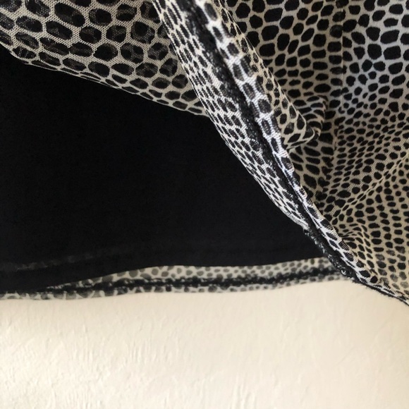 RAFAELLA Womens Semi Sheer Lined Semi Loose Sleeveless Top Size Medium - Picture 5 of 9